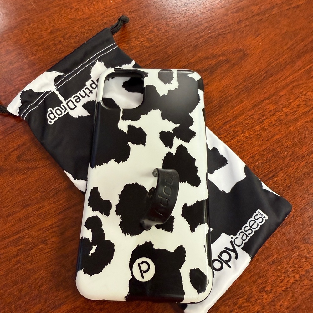 PopSocket Black and White Phone Case